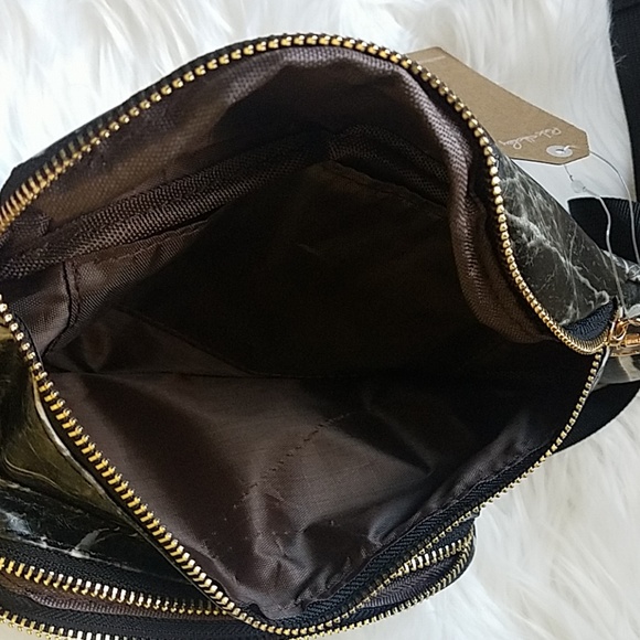 Black Marble Fanny Pack with Adjustable Strap - Picture 5 of 7